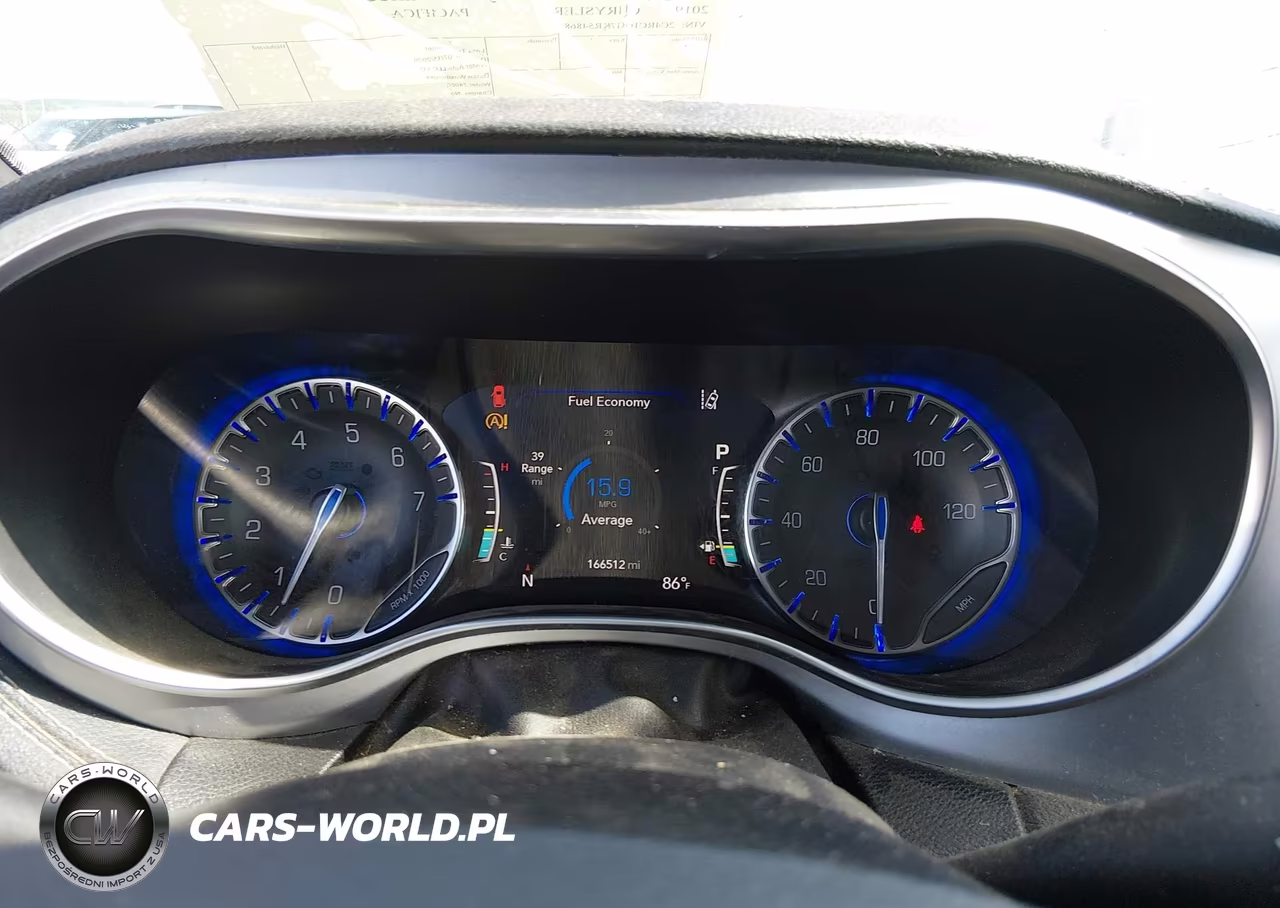 2019 Chrysler Pacifica Limited VIN:2C4RC1GG7KR548688 - 7