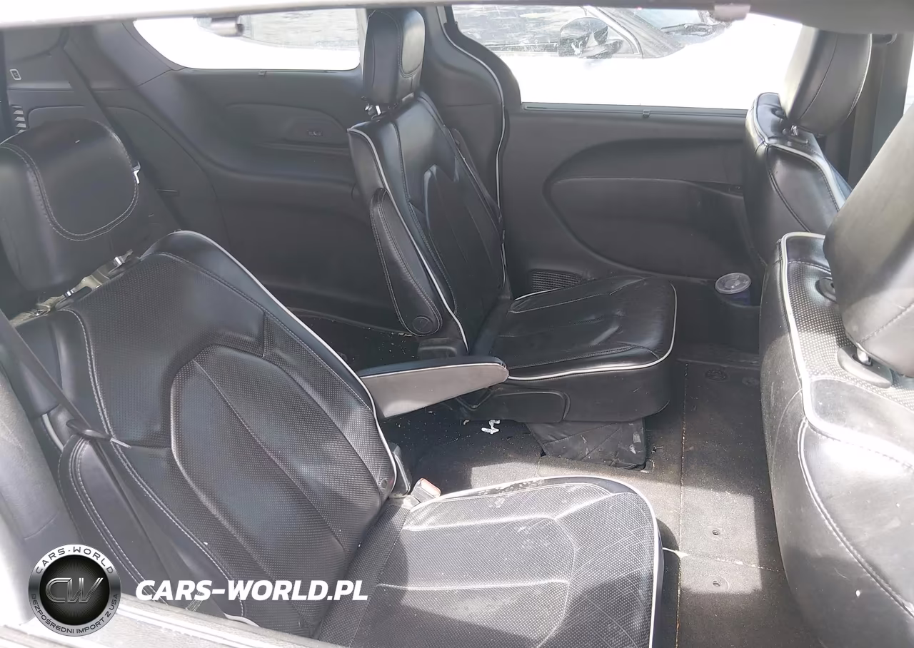 2019 Chrysler Pacifica Limited VIN:2C4RC1GG7KR548688 - 8