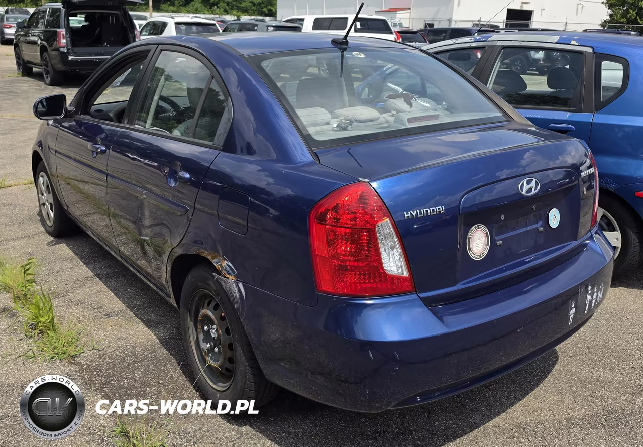 2010 Hyundai Accent Gls VIN:KMHCN4AC2AU455386 - 3