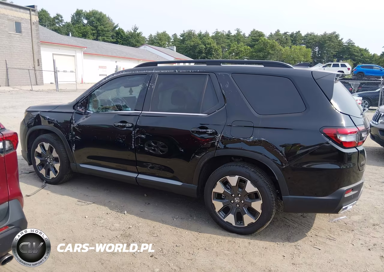 2026 Honda Pilot Touring-Touring Blackout VIN:5FNYG1H71TB017031 - 14