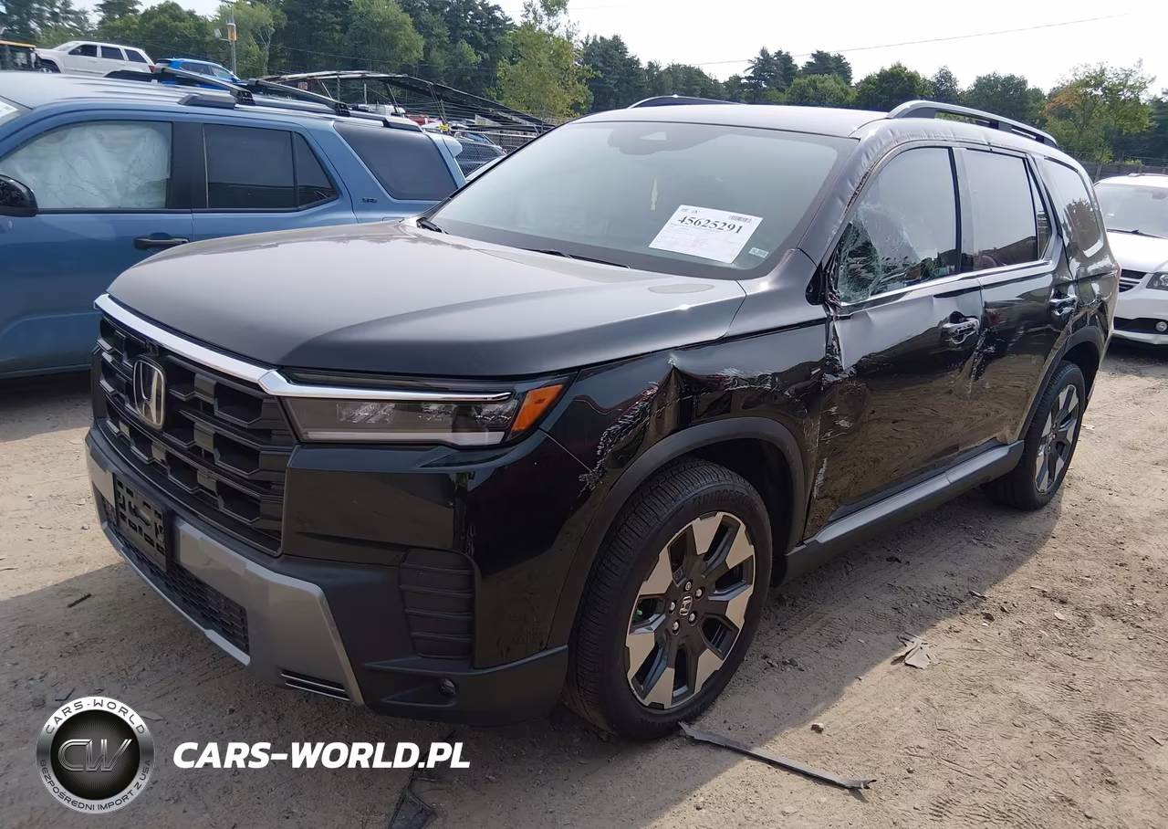 2026 Honda Pilot Touring-Touring Blackout VIN:5FNYG1H71TB017031 - 2