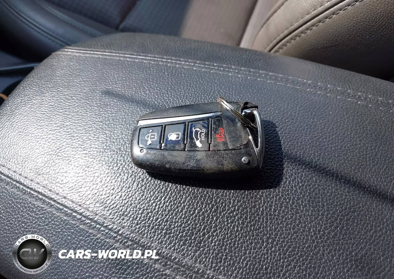 2013 Hyundai Santa Fe Sport VIN:5XYZUDLB1DG038837 - 11