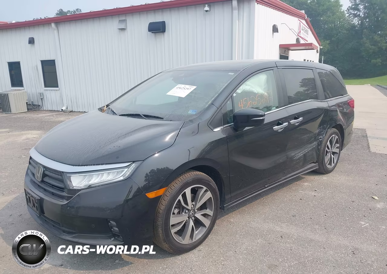 2022 Honda Odyssey Touring VIN:5FNRL6H82NB068126 - 2