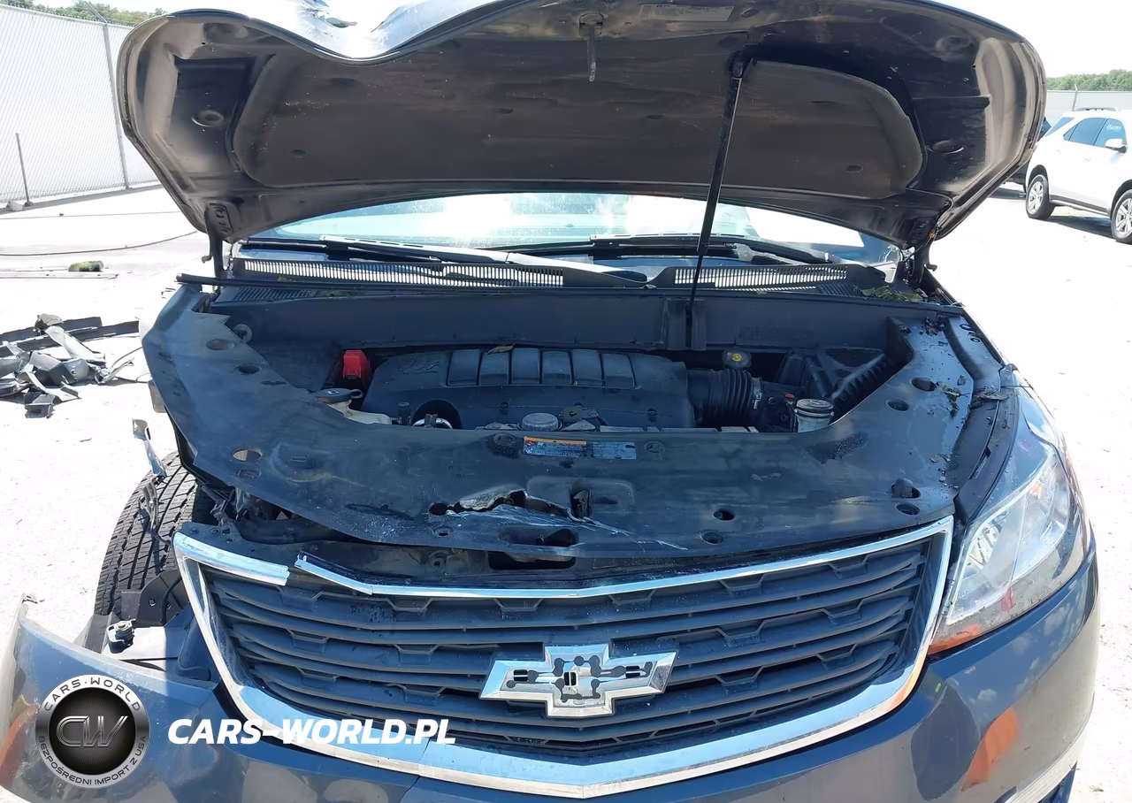 2013 Chevrolet Traverse Ls VIN:1GNKRFED3DJ268335 - 10