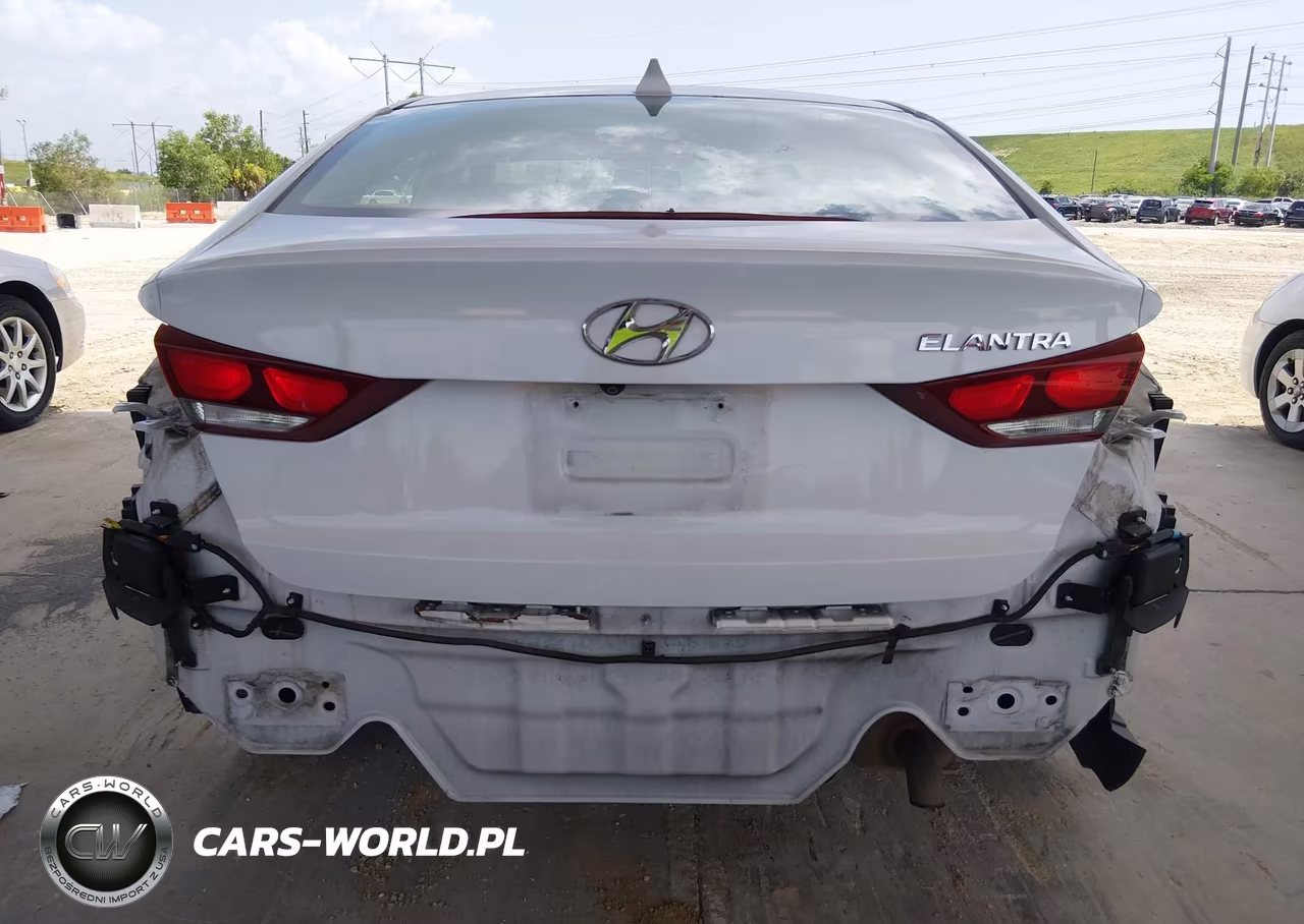 2018 Hyundai Elantra Sel VIN:5NPD84LF4JH242389 - 16