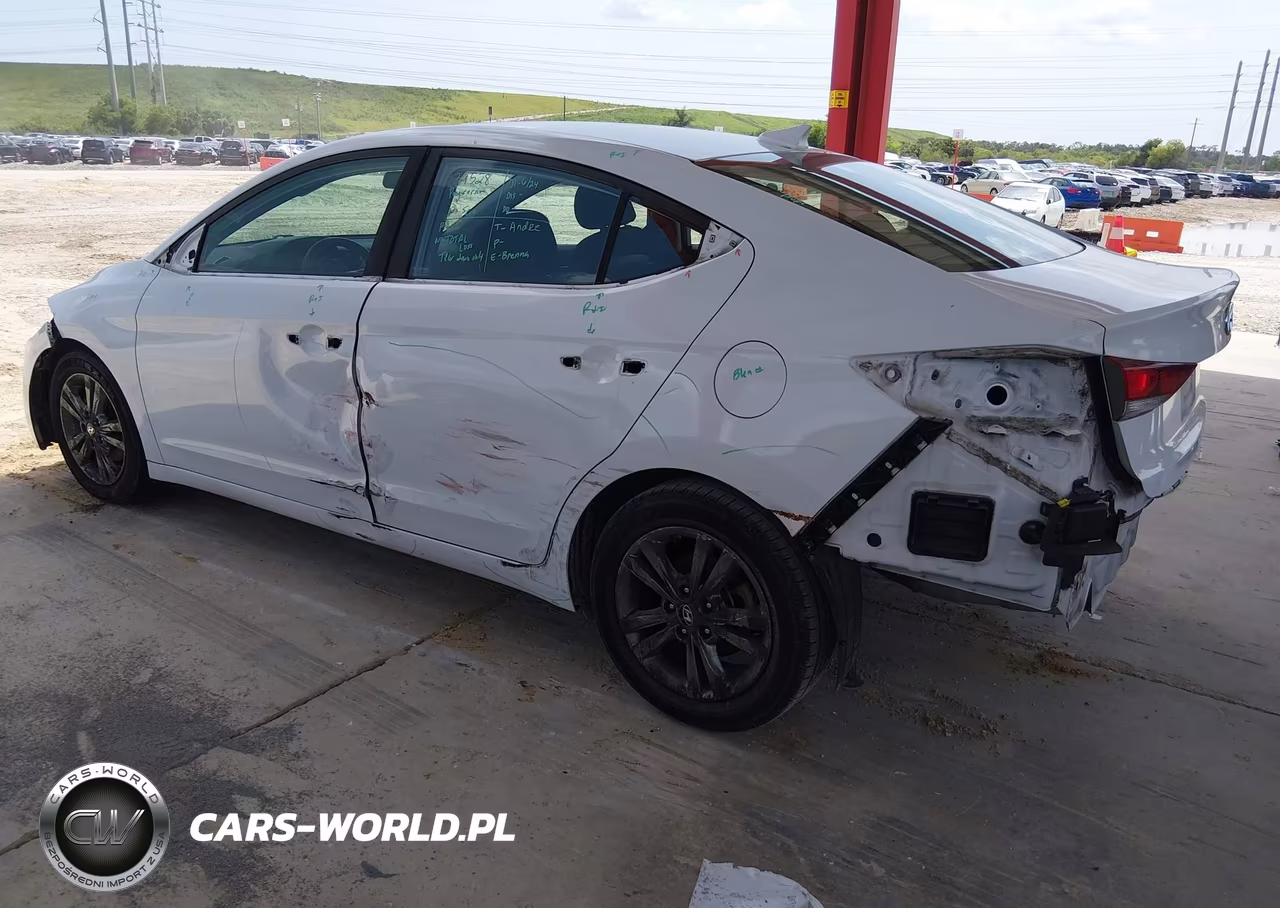 2018 Hyundai Elantra Sel VIN:5NPD84LF4JH242389 - 3