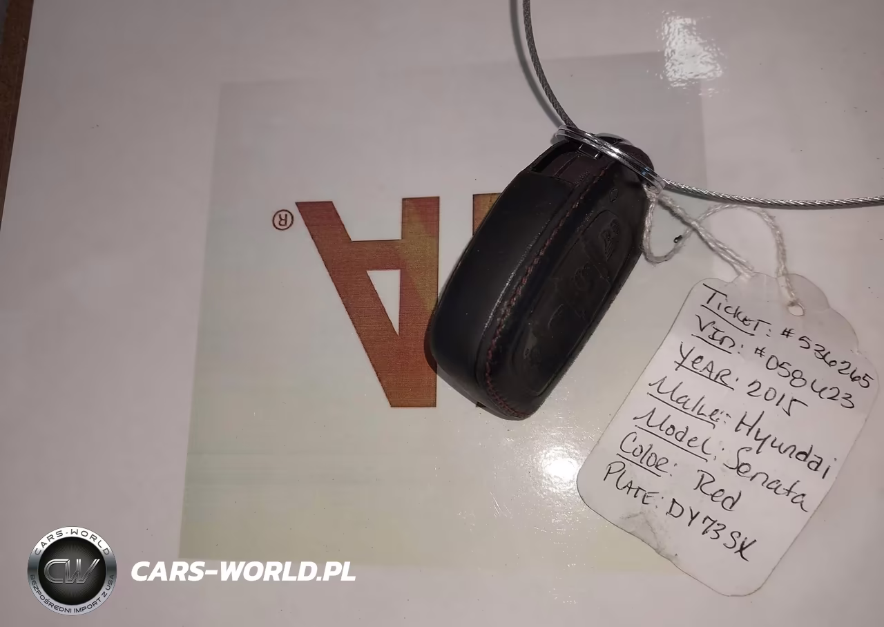 2015 Hyundai Sonata Sport VIN:5NPE34AF1FH058623 - 11