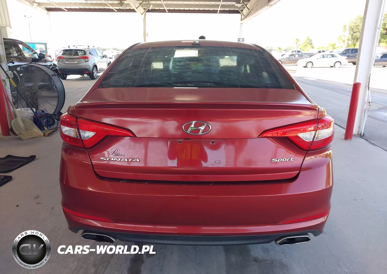 2015 Hyundai Sonata Sport VIN:5NPE34AF1FH058623 - 17
