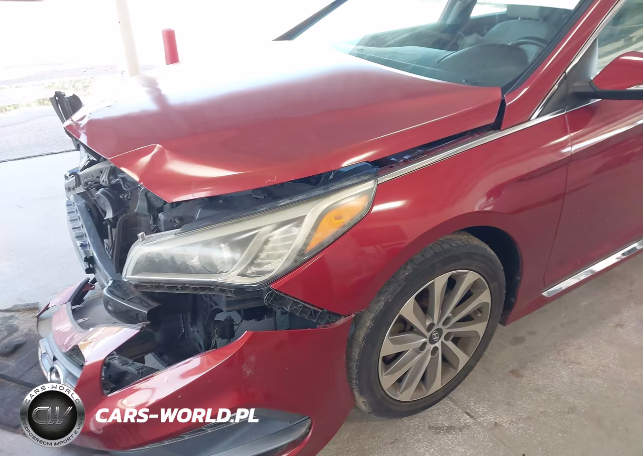 2015 Hyundai Sonata Sport VIN:5NPE34AF1FH058623 - 6