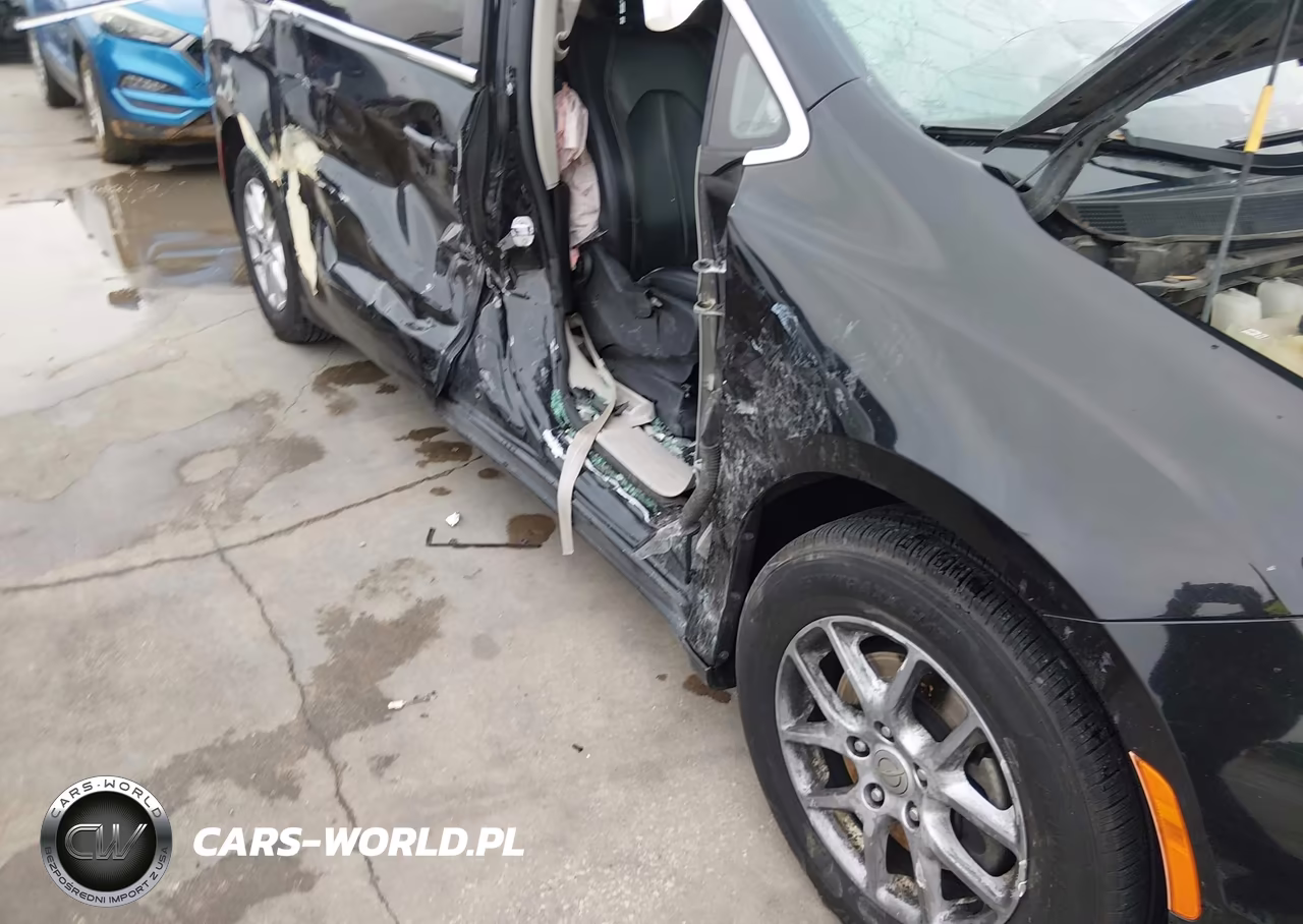 2020 Chrysler Voyager Lxi VIN:2C4RC1DG9LR266252 - 6