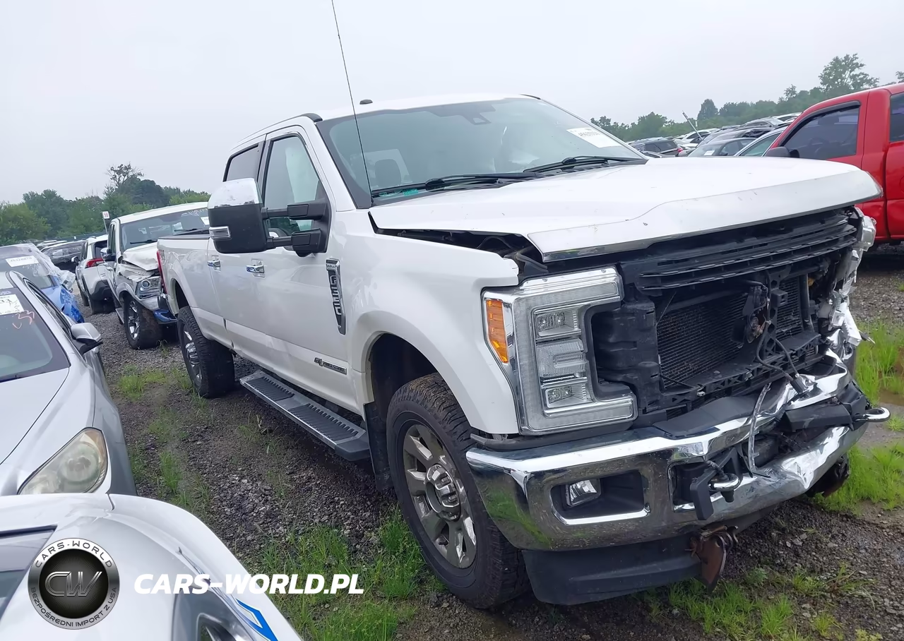 2017 Ford F-350 Lariat – zdjęcie 1 z 20