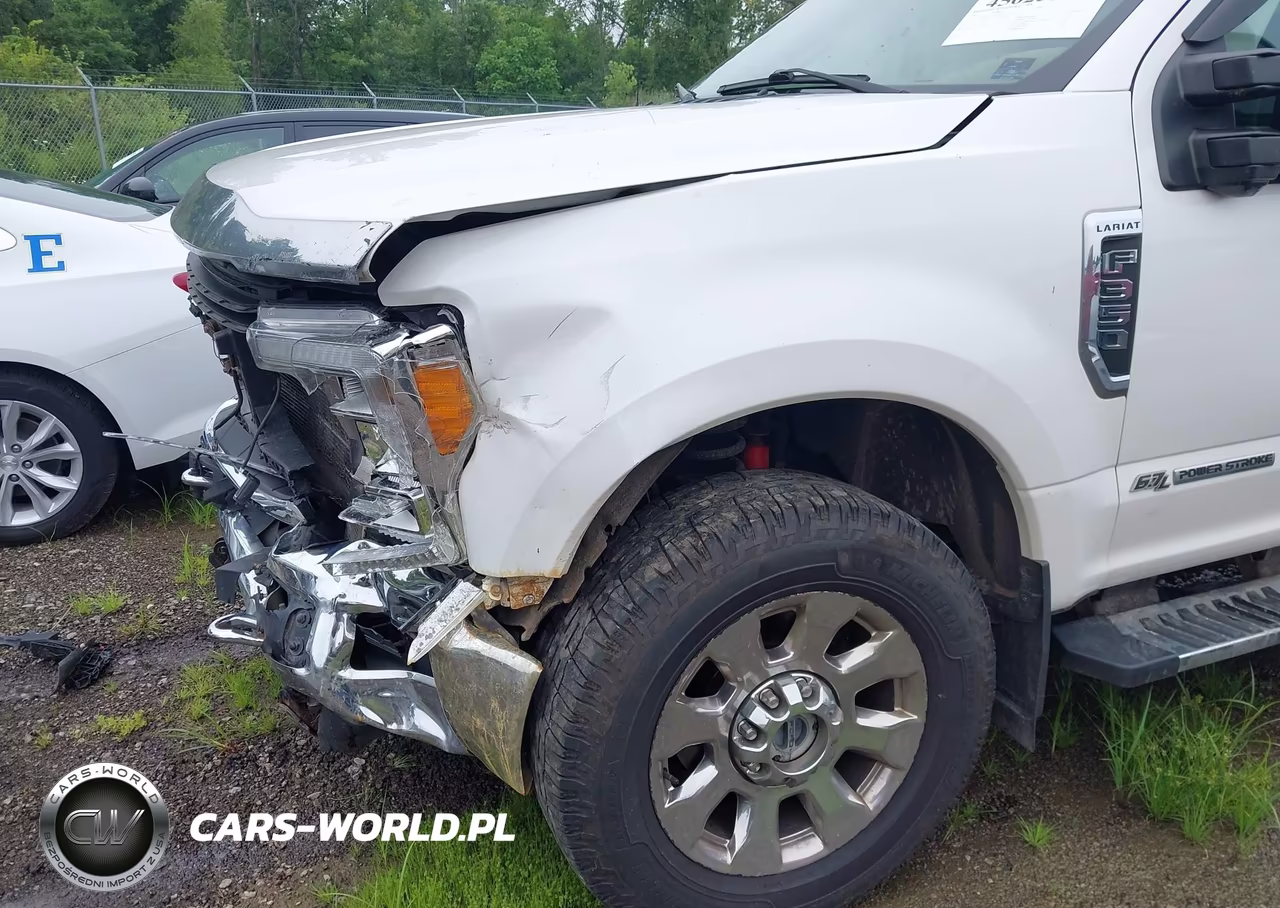 2017 Ford F-350 Lariat VIN:1FT8W3BT5HEF38458 - 16