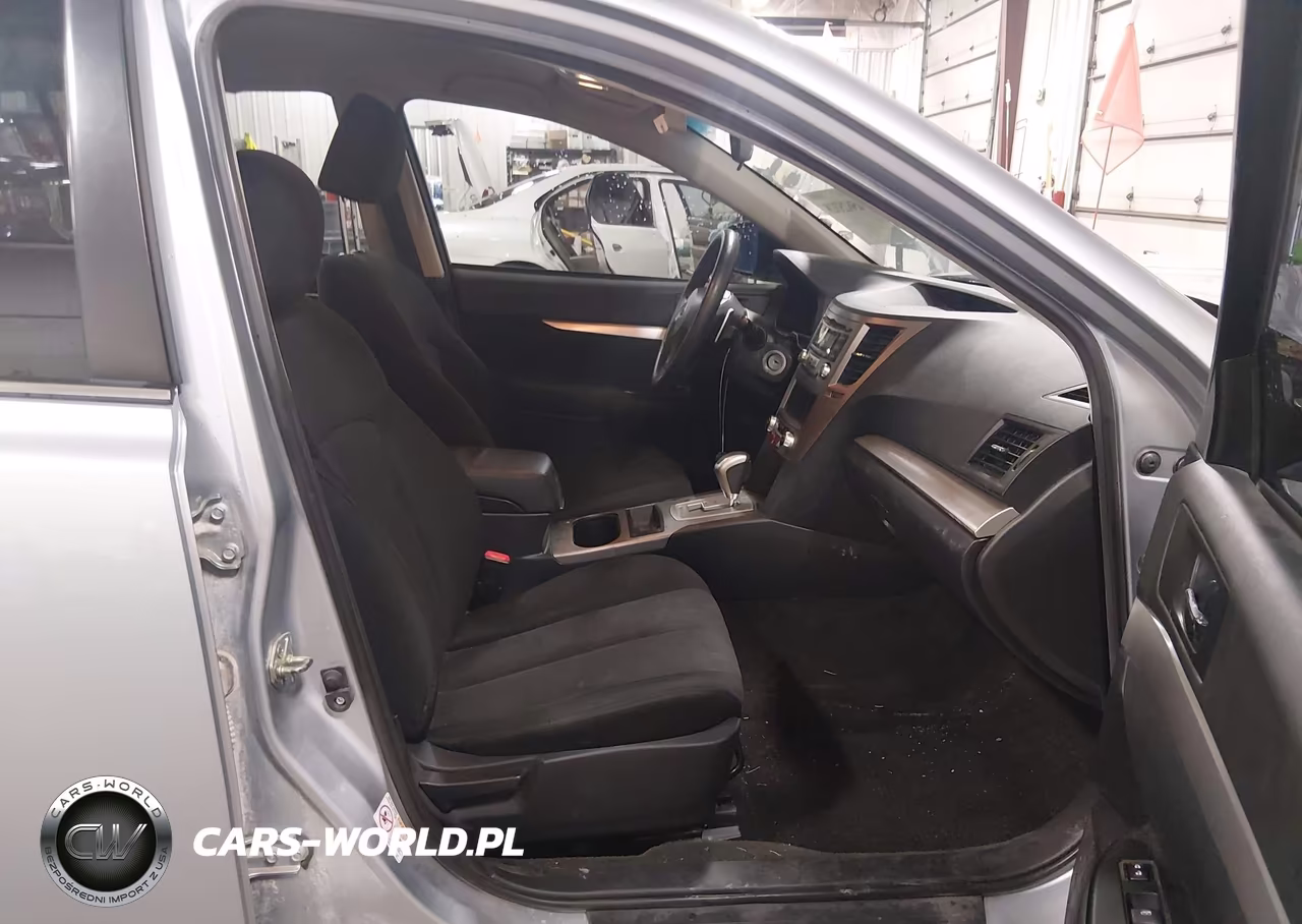 2014 Subaru Outback 2.5I VIN:4S4BRCAC2E3262385 - 5