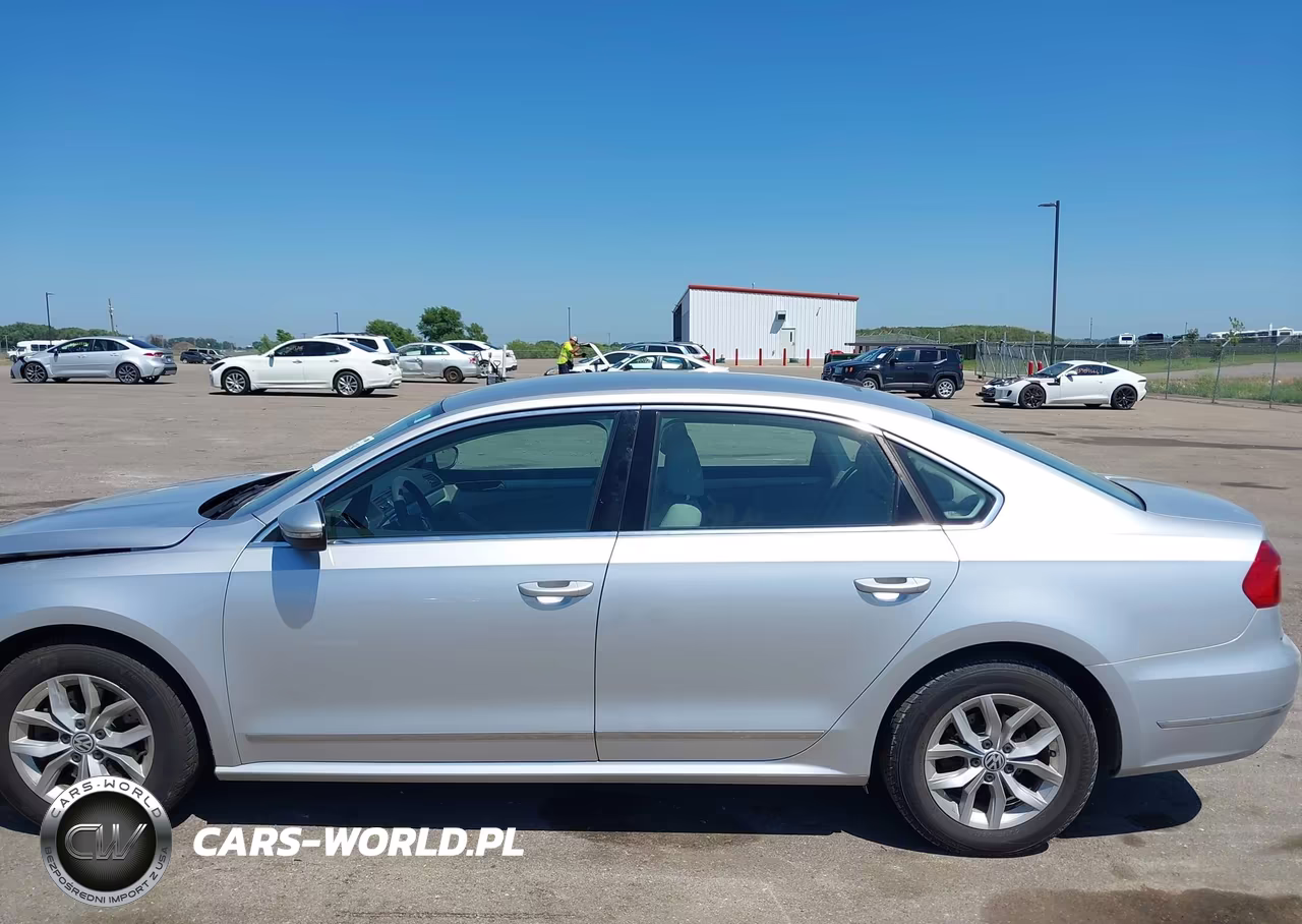 2016 Volkswagen Passat 1.8T S VIN:1VWAT7A38GC018328 - 15