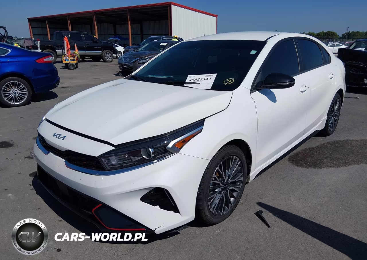 2024 Kia Forte Gt-Line VIN:3KPF54AD7RE730755 - 6