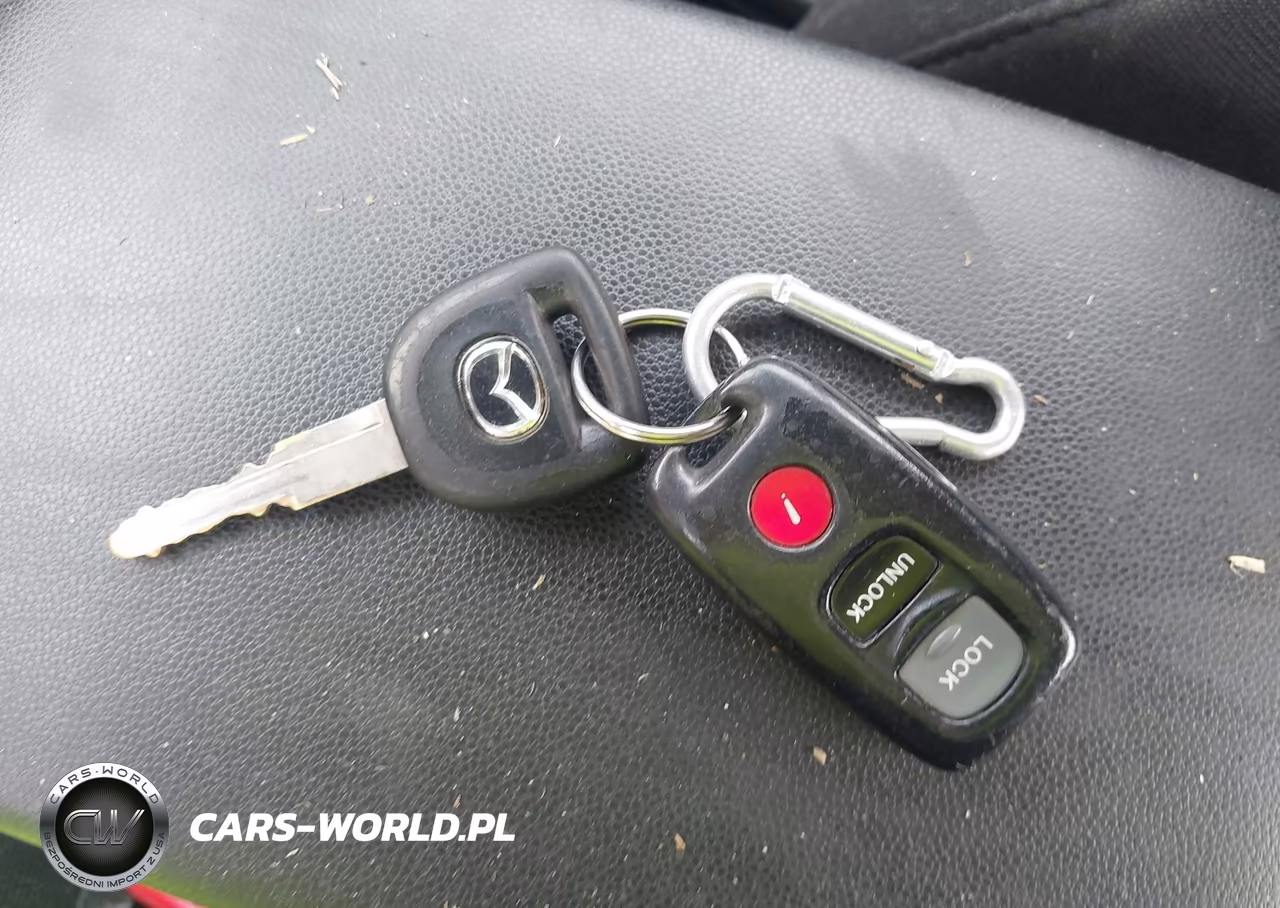 2007 Mazda Mazda3 S Sport VIN:JM1BK323071685665 - 11
