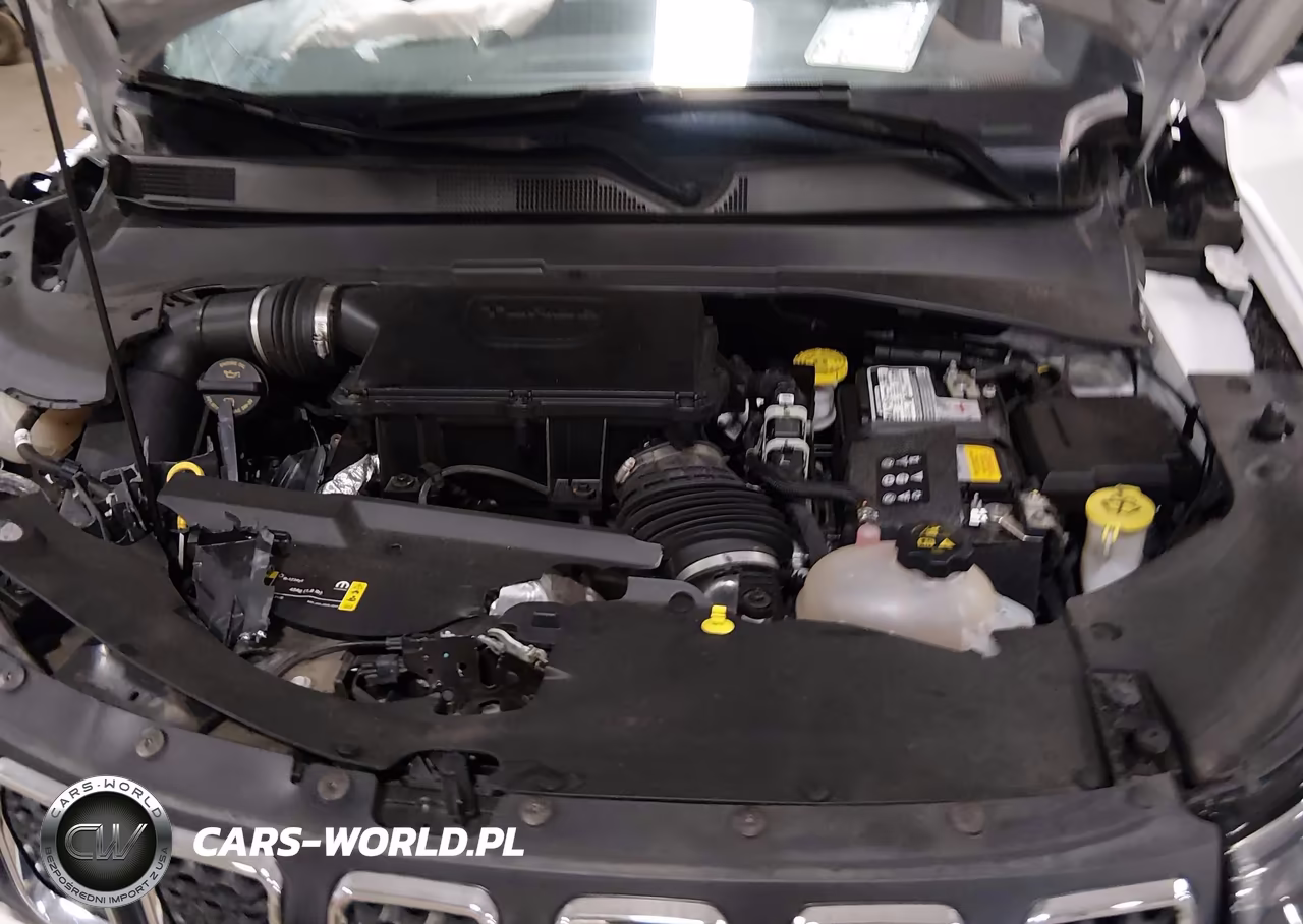 2024 Jeep Compass Latitude 4X4 VIN:3C4NJDBN0RT606174 - 10