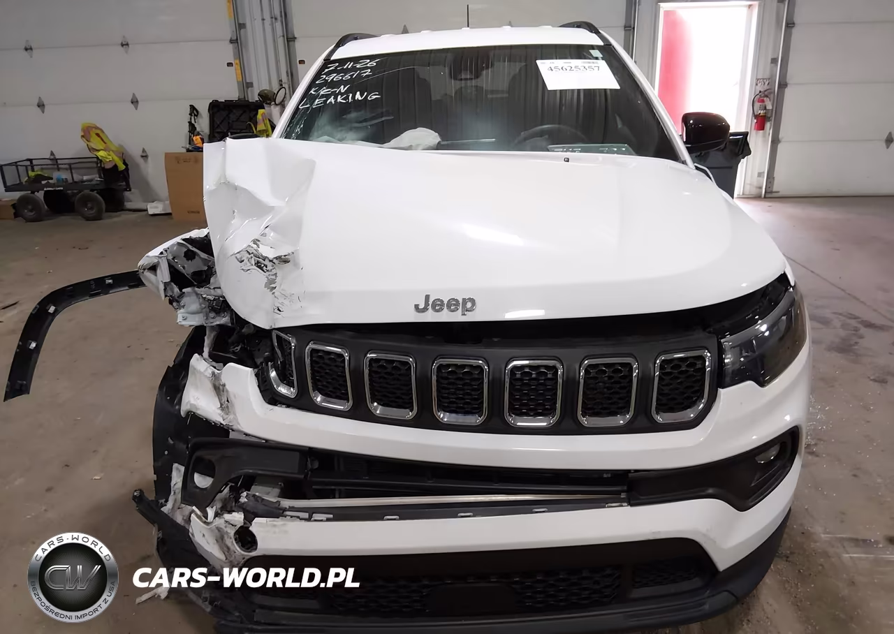 2024 Jeep Compass Latitude 4X4 VIN:3C4NJDBN0RT606174 - 12