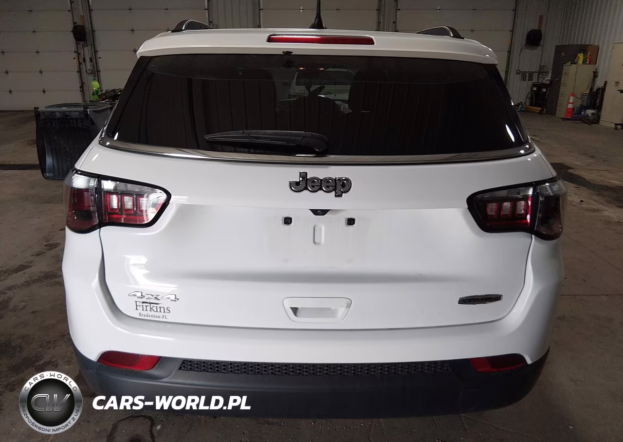 2024 Jeep Compass Latitude 4X4 VIN:3C4NJDBN0RT606174 - 16