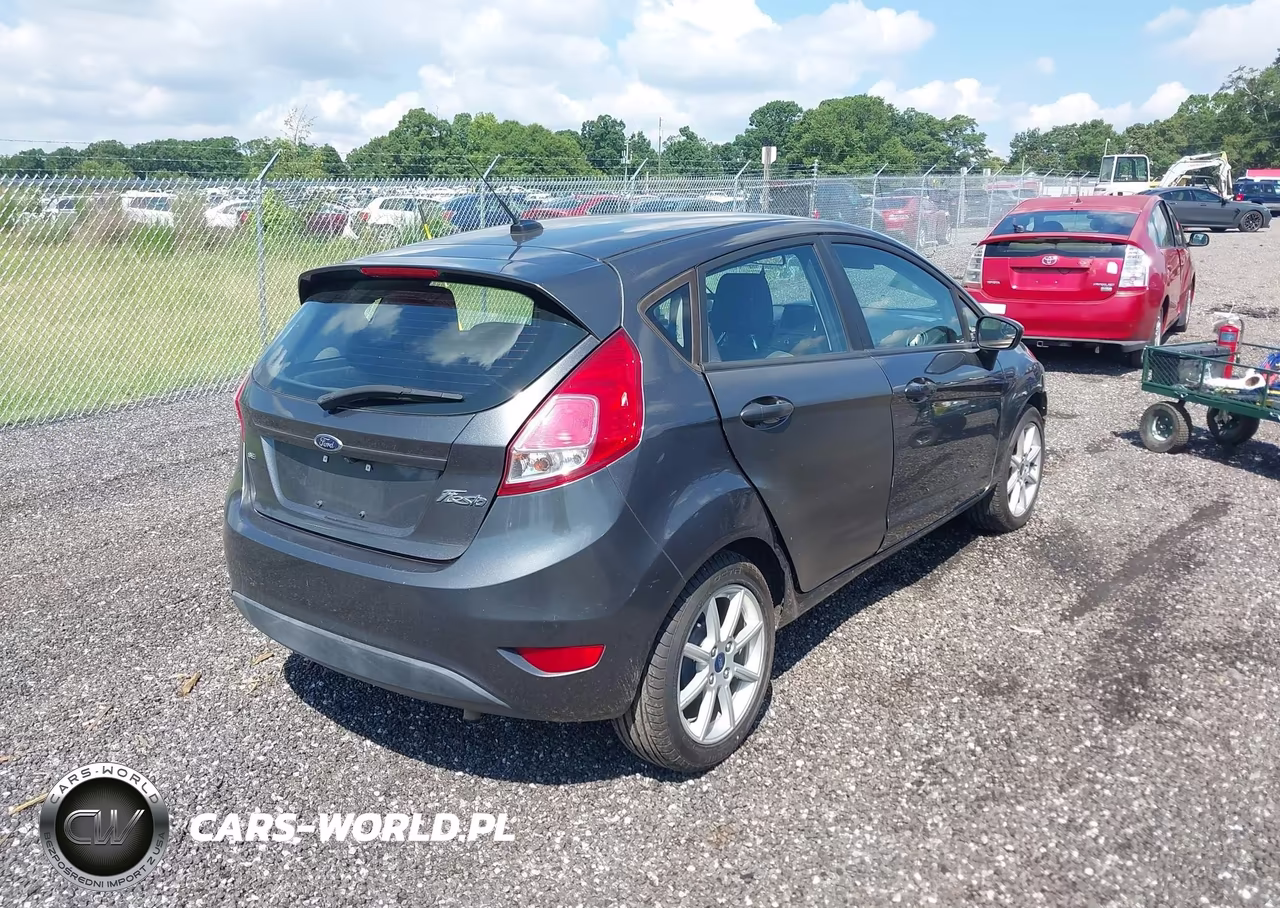 2019 Ford Fiesta Se VIN:3FADP4EJ0KM124328 - 4