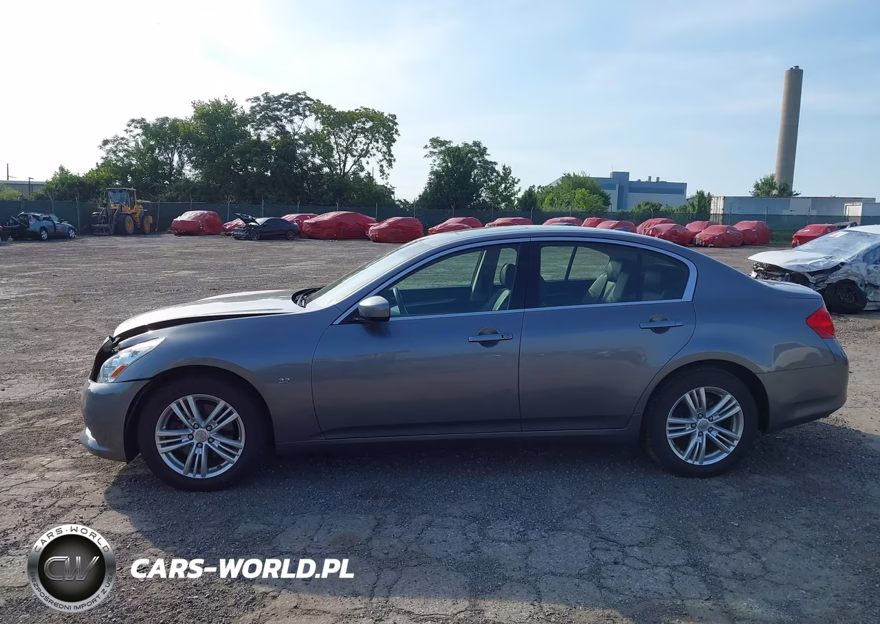 2015 Infiniti Q40 VIN:JN1CV6ARXFM523044 - 14