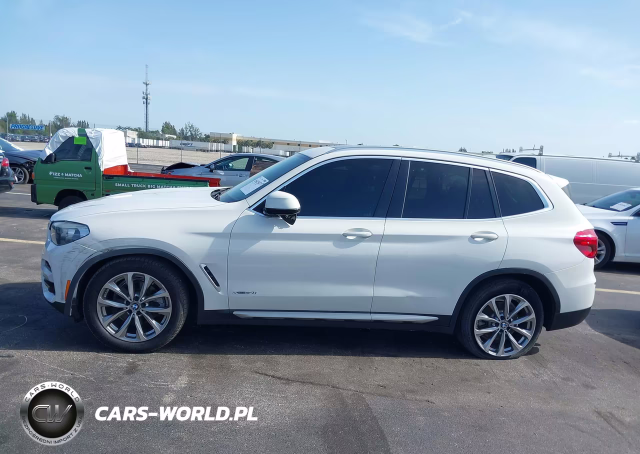 2018 BMW X3 xDrive30I VIN:5UXTR9C56JLD66626 - 15