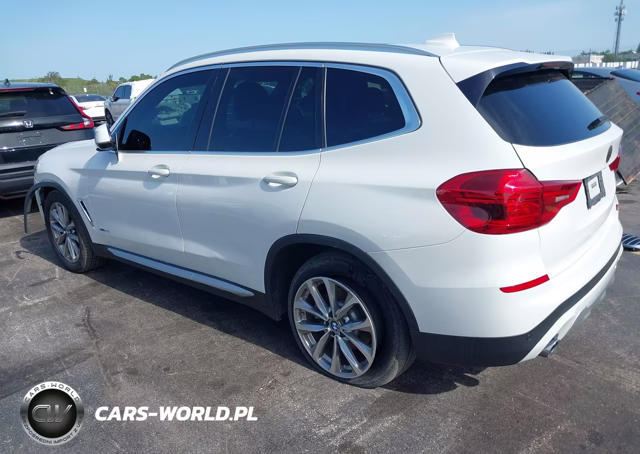 2018 BMW X3 xDrive30I VIN:5UXTR9C56JLD66626 - 3