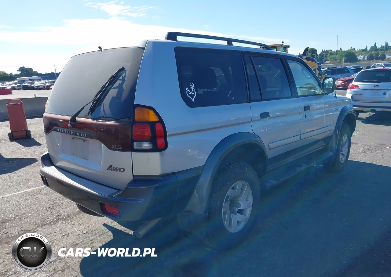 2002 Mitsubishi Montero Sport Xls VIN:JA4MT31R32J057520 - 4