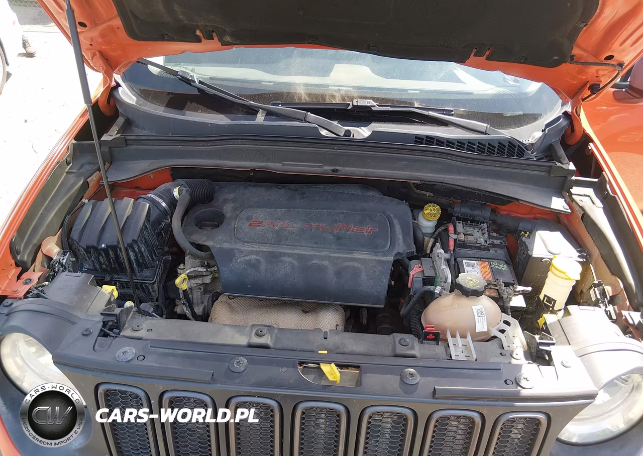2015 Jeep Renegade Trailhawk VIN:ZACCJBCT0FPB64656 - 10