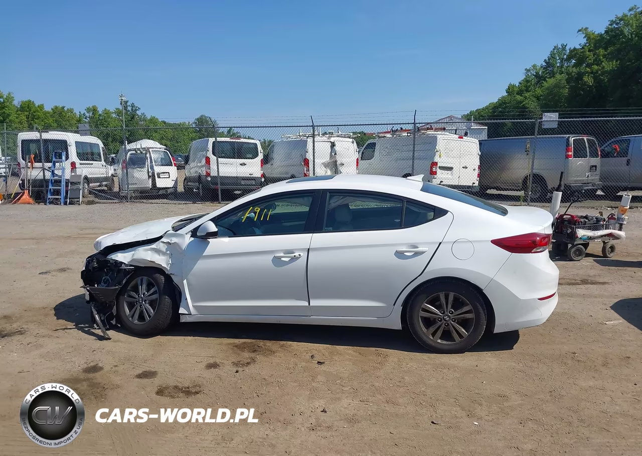 2018 Hyundai Elantra Value Edition VIN:5NPD84LF4JH341911 - 15