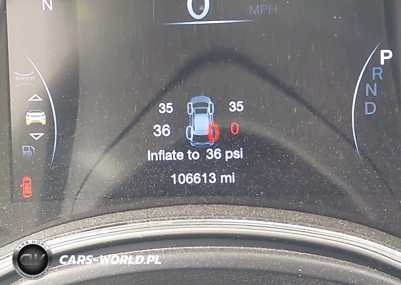 2017 Jeep Grand Cherokee Altitude VIN:1C4RJFAG3HC924719 - 15
