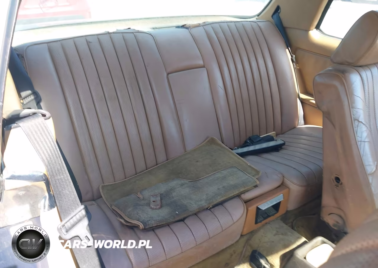 1984 Mercedes-Benz 300 Cdt VIN:WDBAB53A3EA139006 - 8
