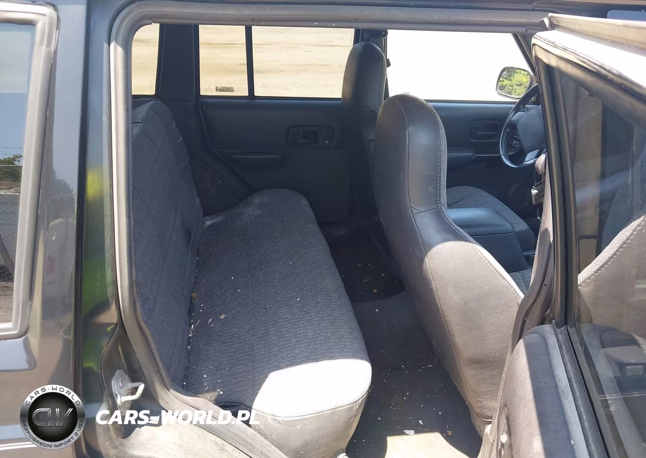 1999 Jeep Cherokee Classic-Sport VIN:1J4FF68S9XL630183 - 8