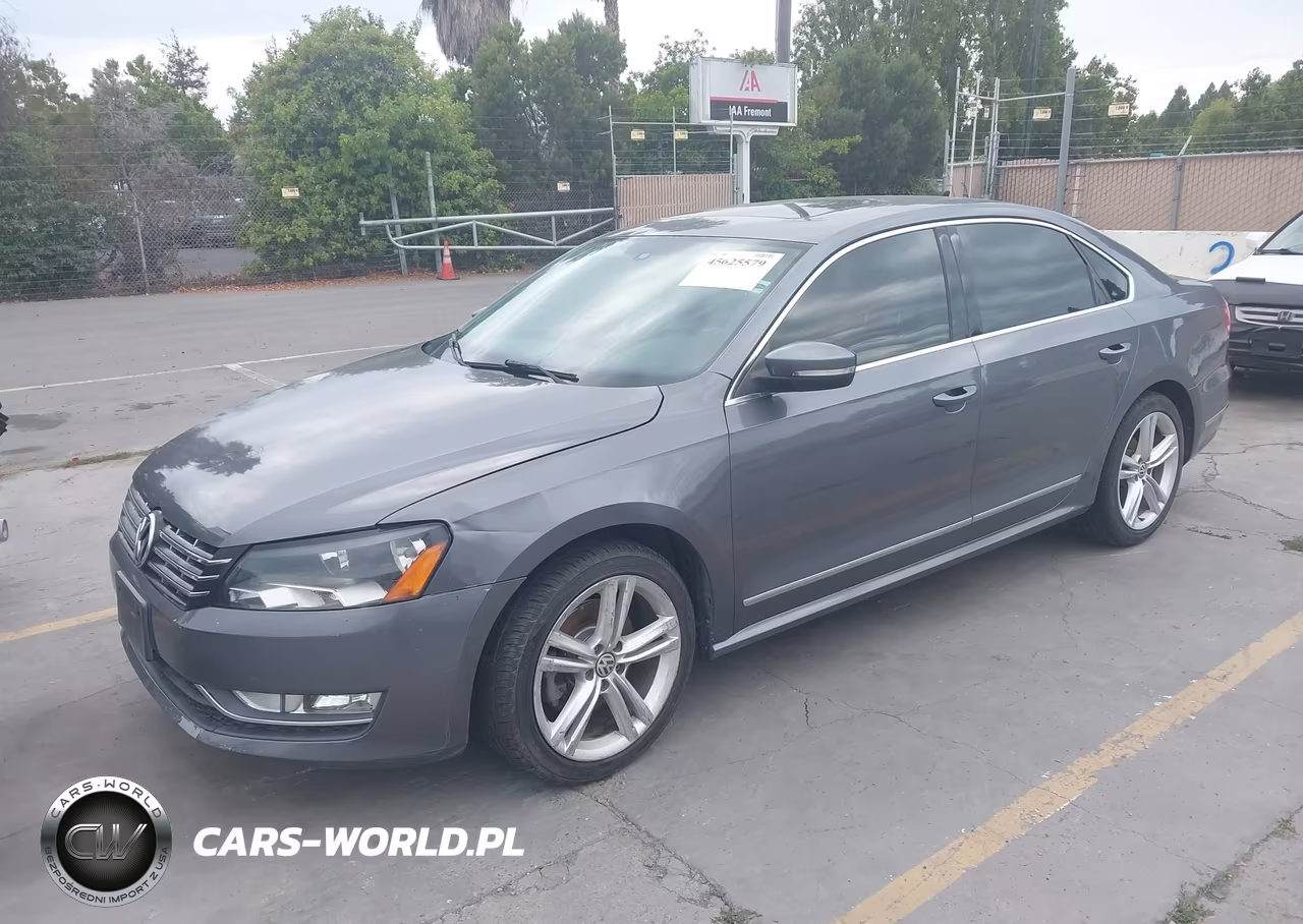 2014 Volkswagen Passat 2.0L Tdi Se VIN:1VWBN7A38EC094143 - 2