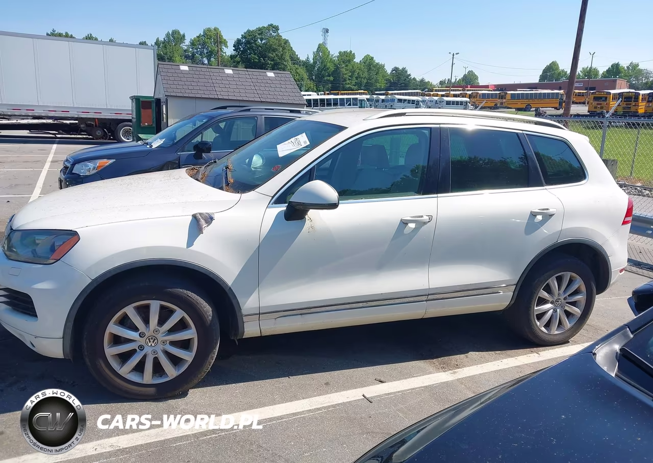 2012 Volkswagen Touareg Tdi Sport VIN:WVGFK9BP6CD004713 - 14
