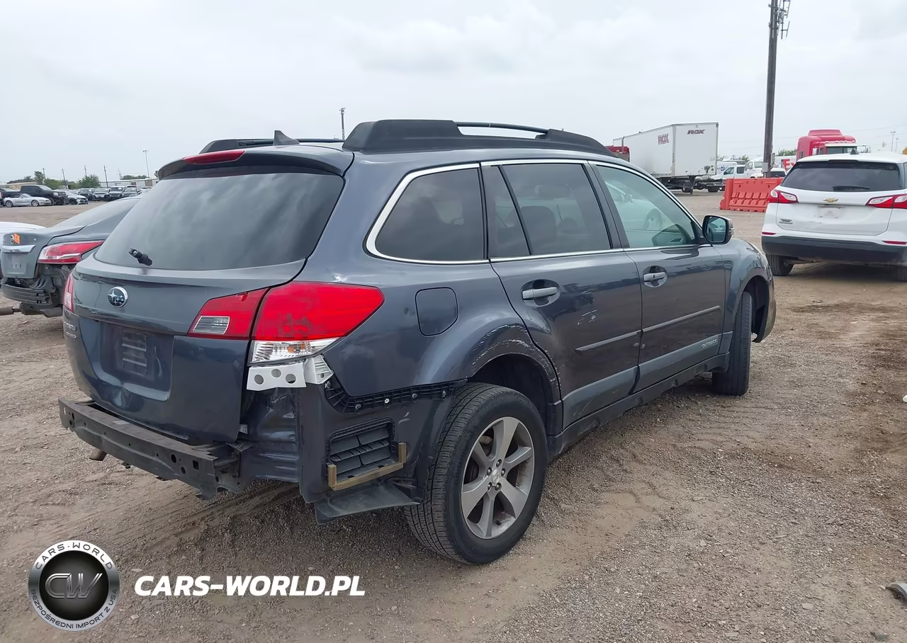 2014 Subaru Outback 2.5I Limited VIN:4S4BRCPCXE3261282 - 4
