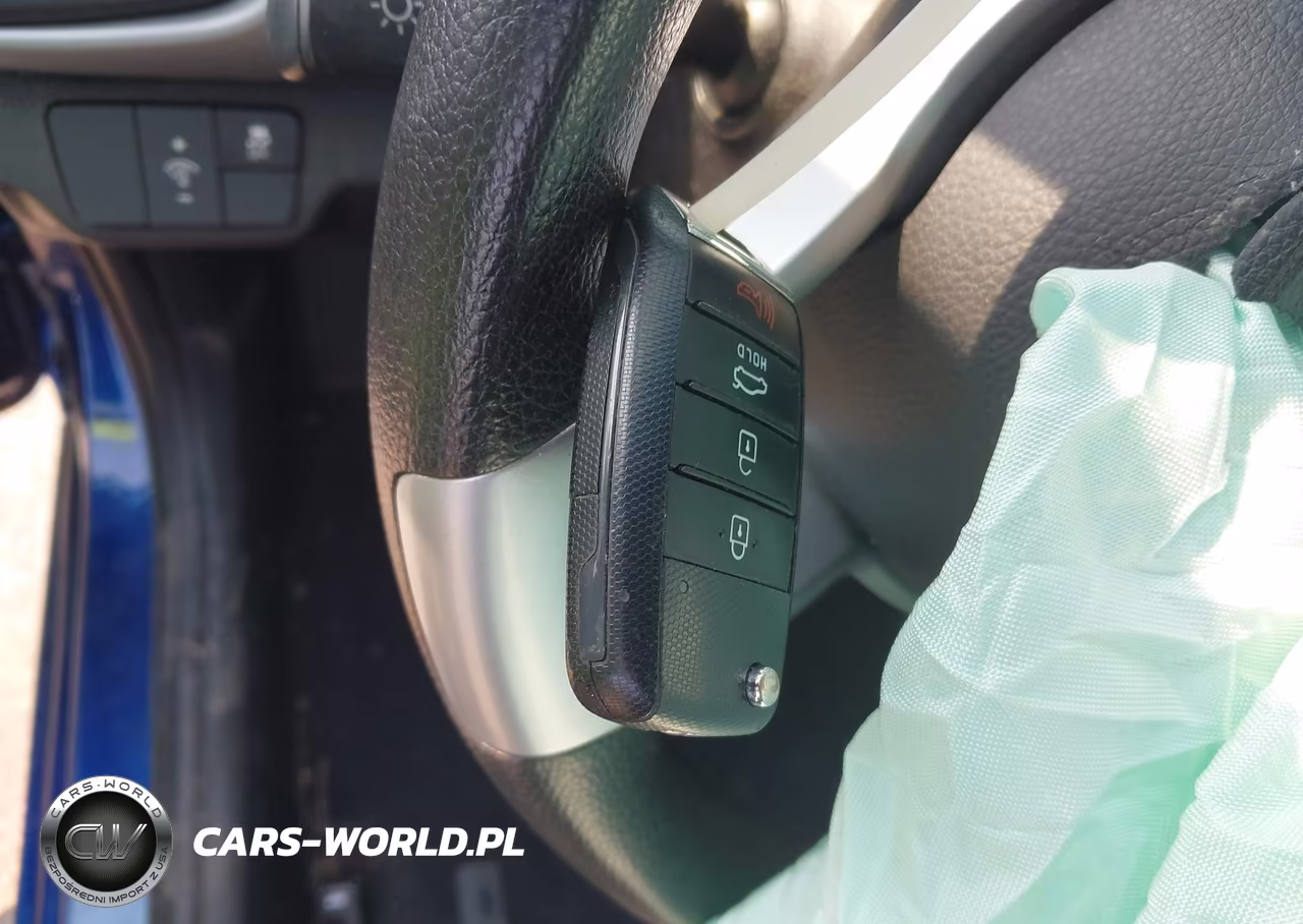 2020 Kia Rio S VIN:3KPA24AD2LE329222 - 11