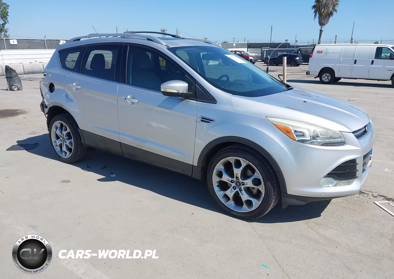 2016 Ford Escape Titanium – zdjęcie 1 z 12