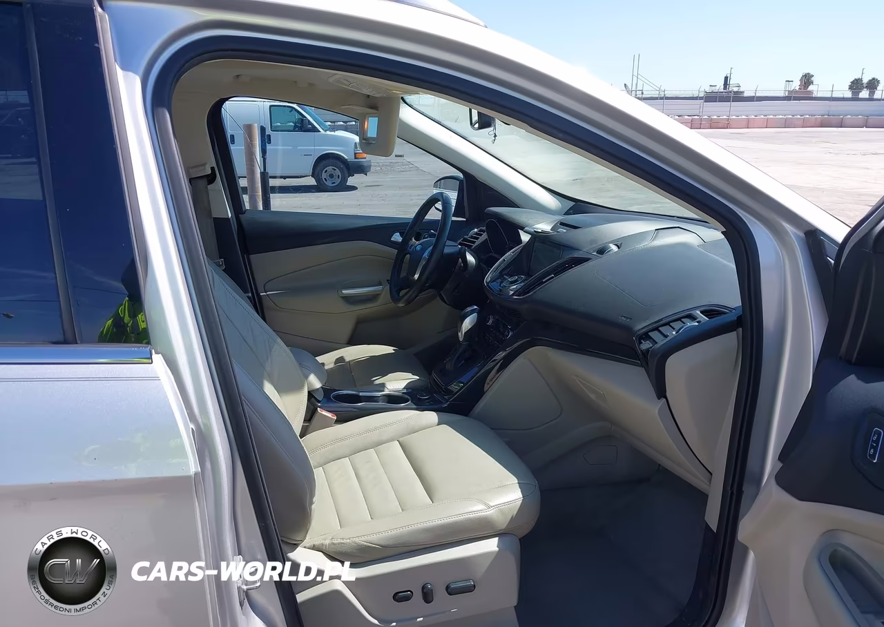 2016 Ford Escape Titanium VIN:1FMCU0J91GUC28263 - 5