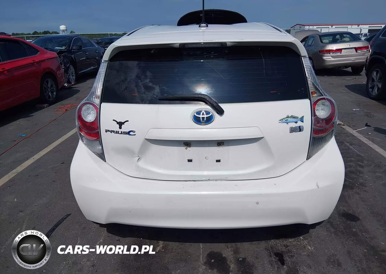 2012 Toyota Prius C Four VIN:JTDKDTB3XC1506925 - 17