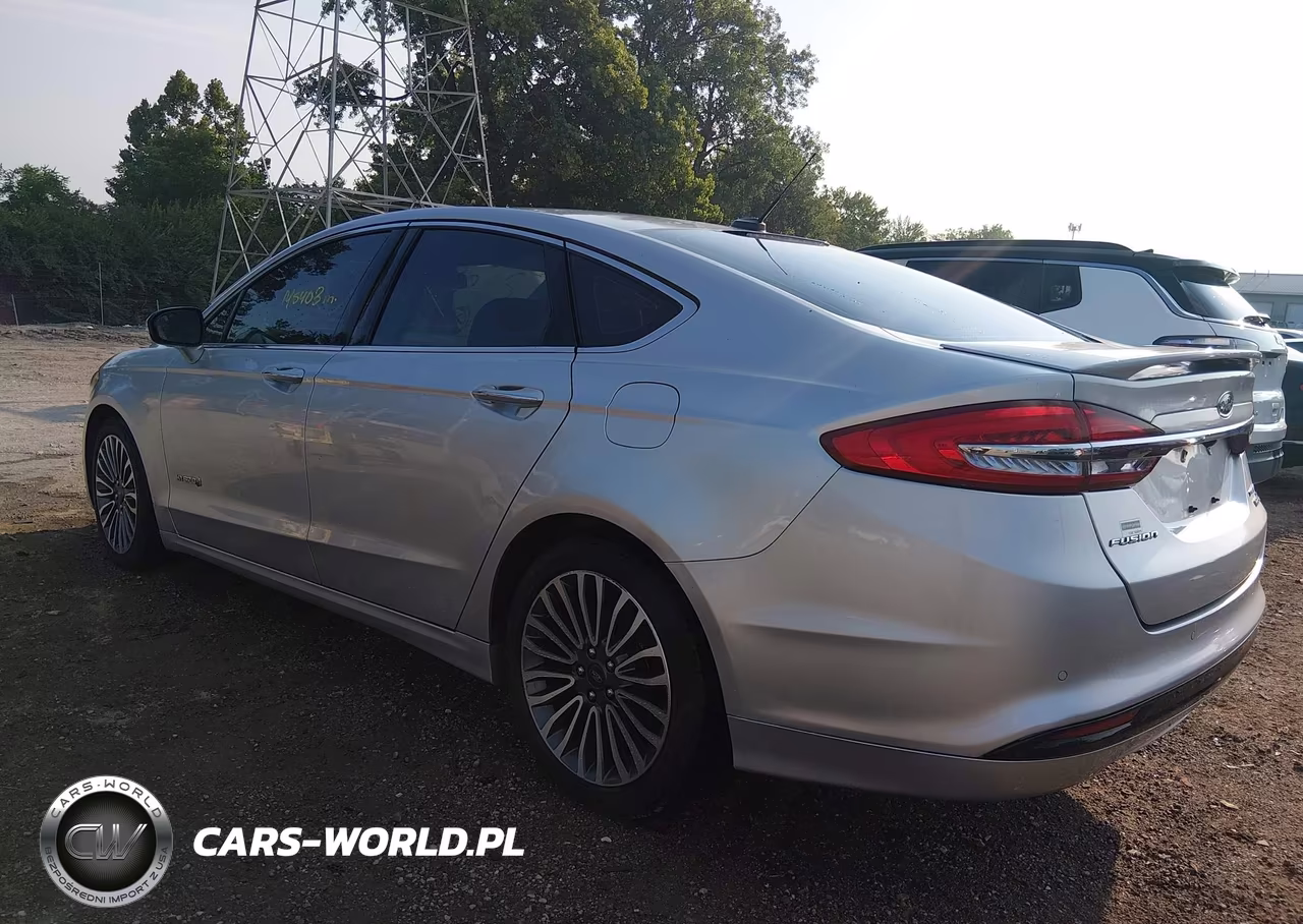 2017 Ford Fusion Hybrid Titanium VIN:3FA6P0RU4HR323075 - 3