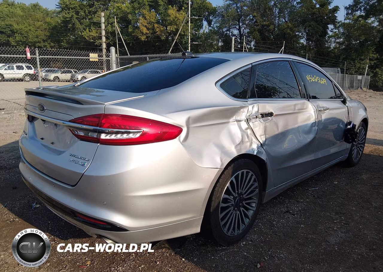 2017 Ford Fusion Hybrid Titanium VIN:3FA6P0RU4HR323075 - 6