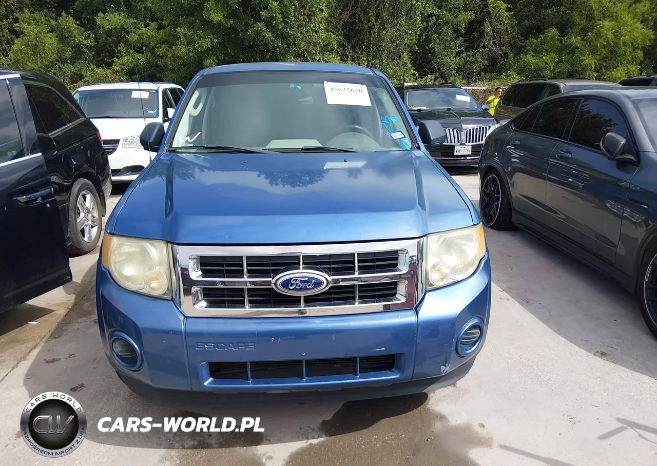 2010 Ford Escape Xls VIN:1FMCU0C70AKD34413 - 6