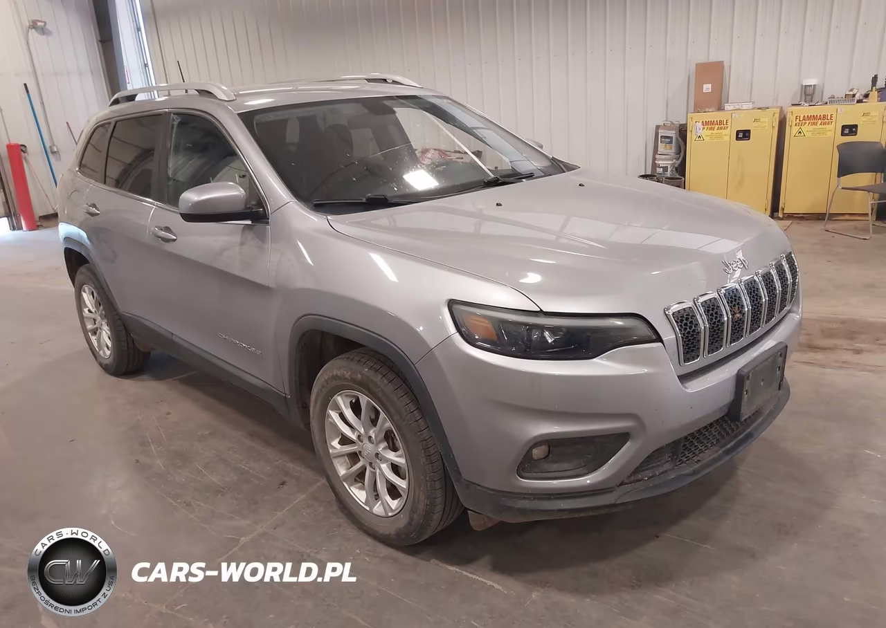 2019 Jeep Cherokee Latitude 4X4 VIN:1C4PJMCB1KD153689 - 1