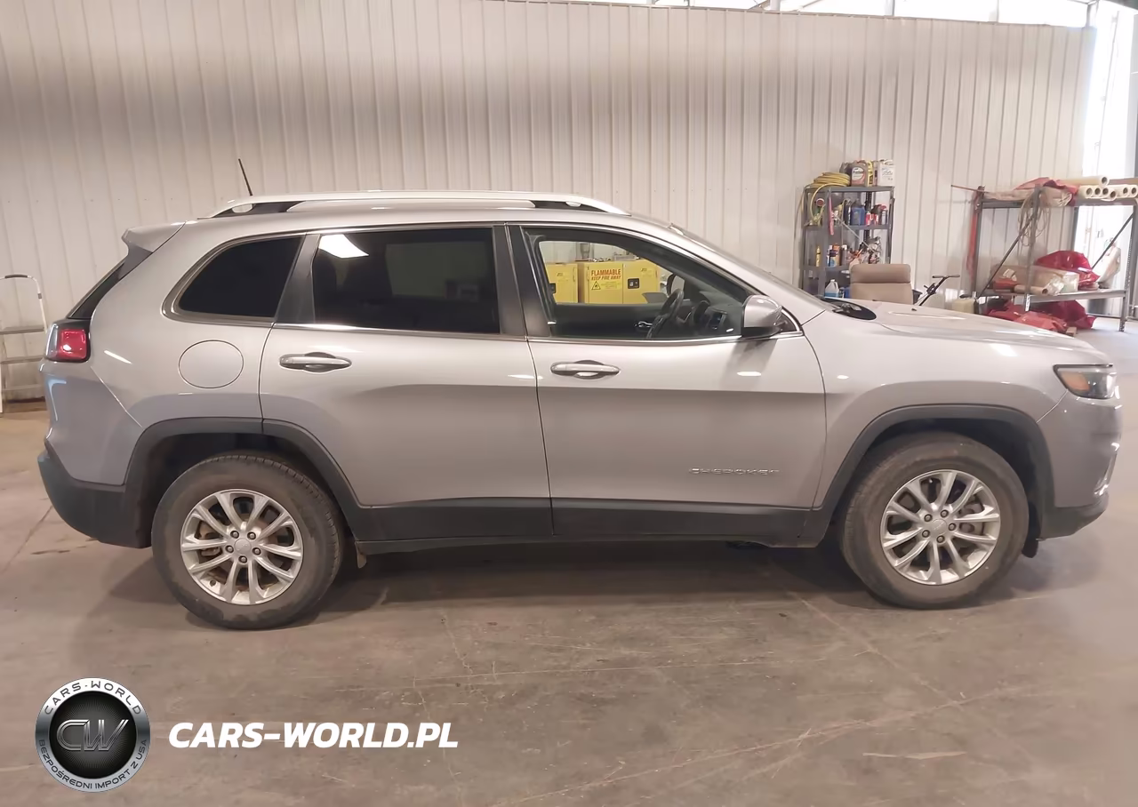 2019 Jeep Cherokee Latitude 4X4 VIN:1C4PJMCB1KD153689 - 13
