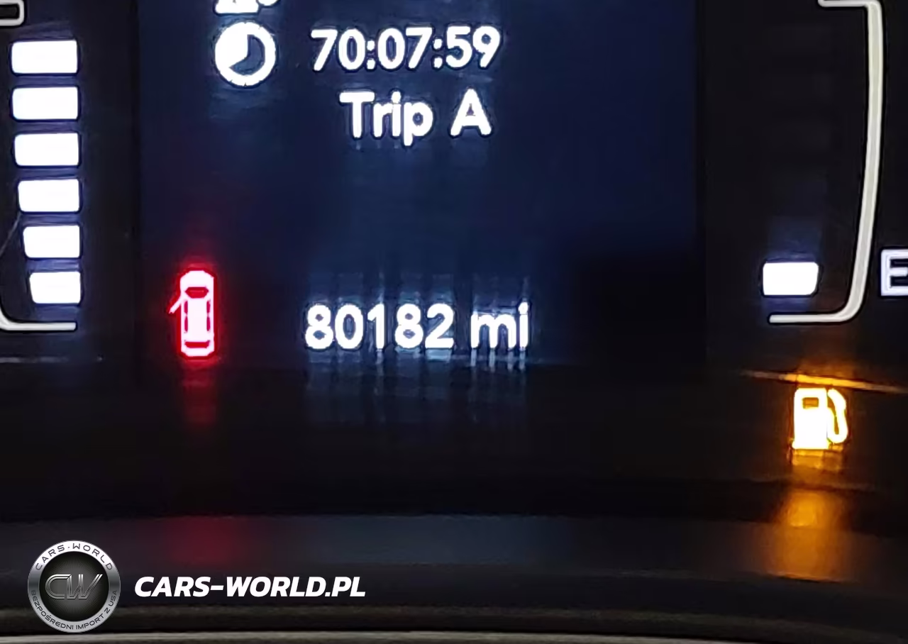 2019 Jeep Cherokee Latitude 4X4 VIN:1C4PJMCB1KD153689 - 15