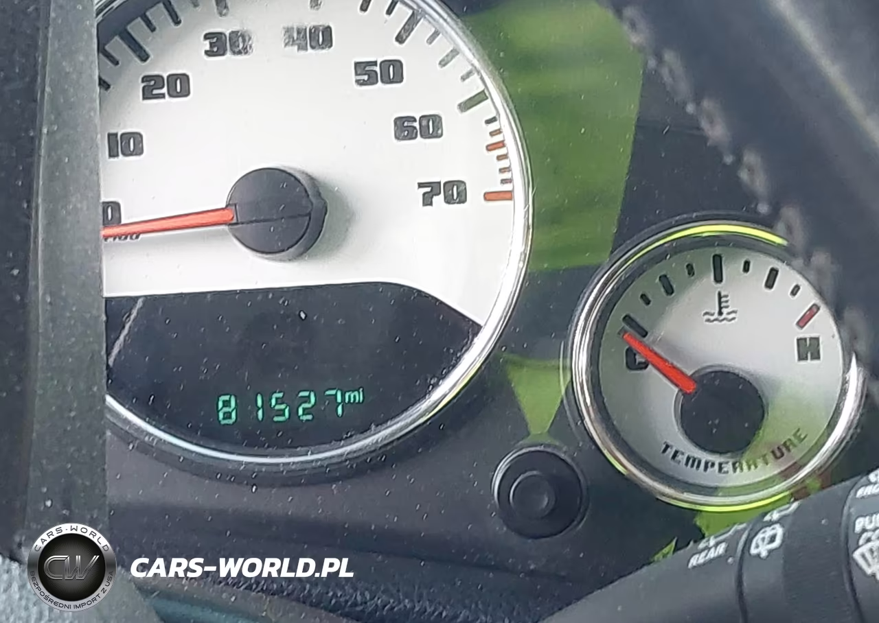 2015 Jeep Wrangler Unlimited Sahara VIN:1C4BJWEG2FL594807 - 14