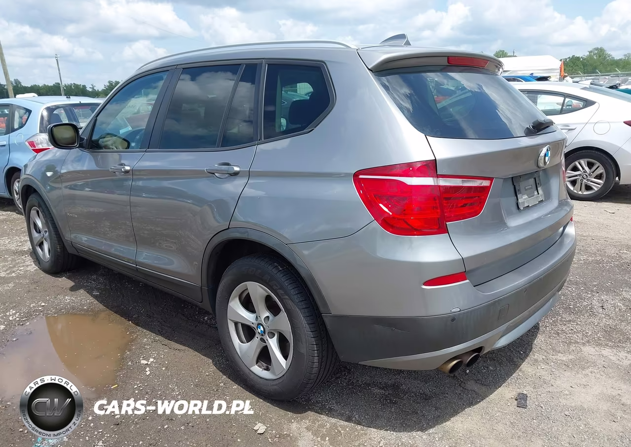 2011 BMW X3 xDrive28I VIN:5UXWX5C56BL711602 - 3