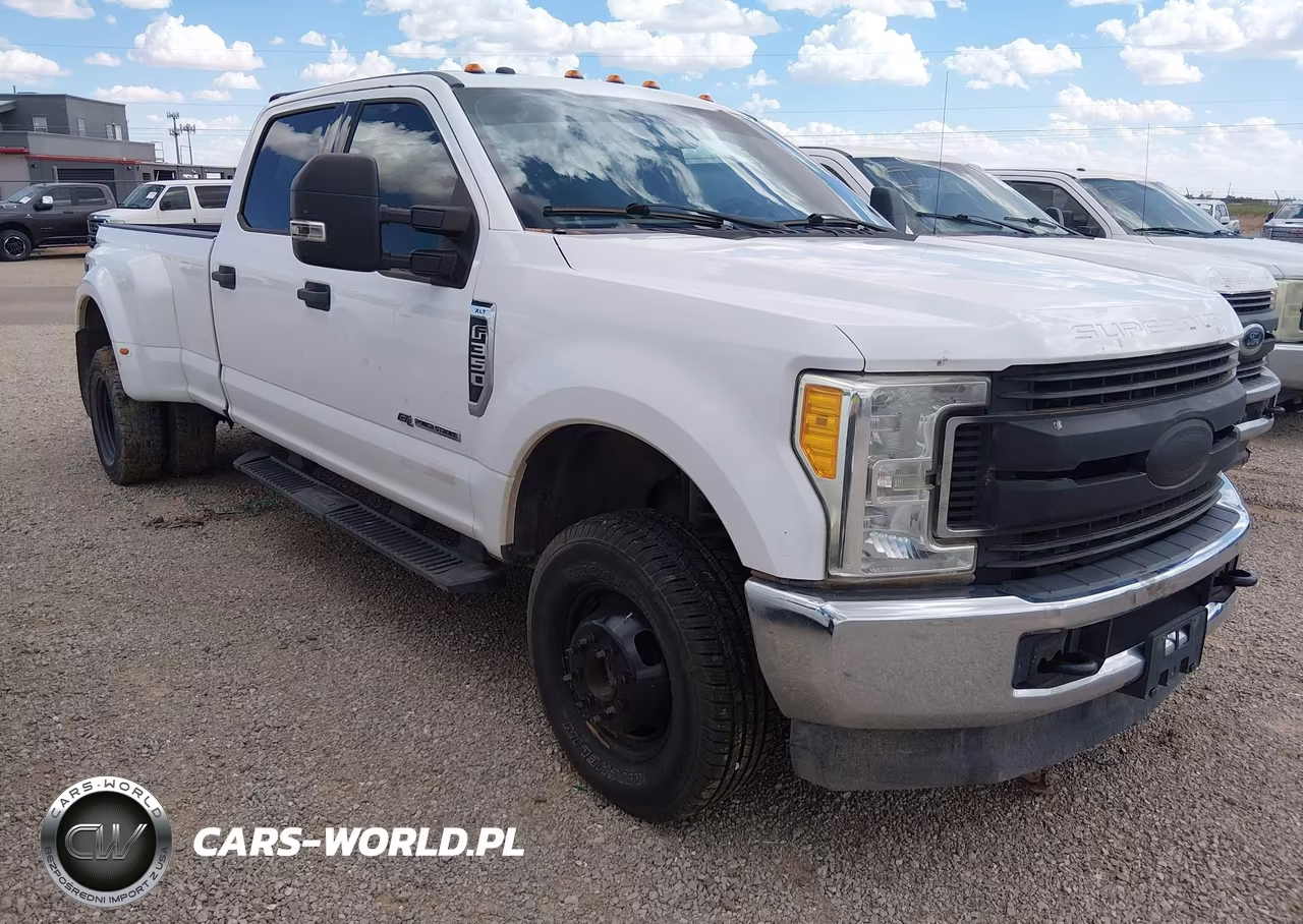 2017 Ford F-350 Xlt – zdjęcie 1 z 14