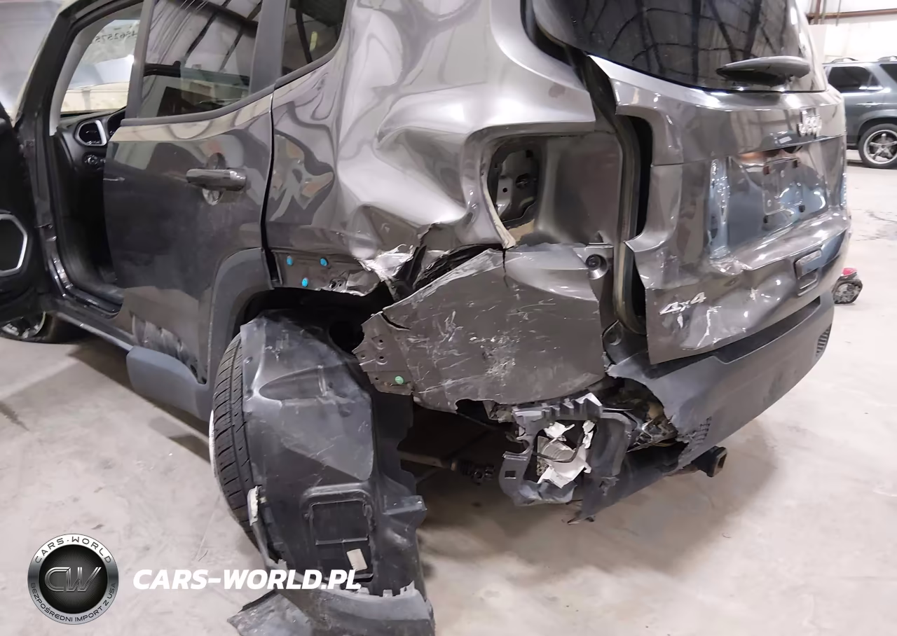 2019 Jeep Renegade Latitude 4X4 VIN:ZACNJBBB2KPK74727 - 6